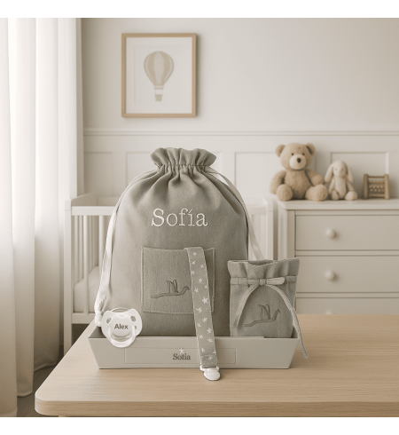 Lot avec tétine personnalisée, attache-tétines, pochette pour tétines et sac à langer