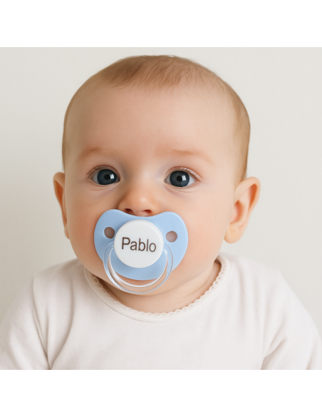 Pack de 2 tétines, bavoir et clip pour tétine | Cadeau complet et pratique pour bébé
