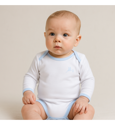 Coffret Cadeau avec Body, Sucette, Anneau de Dentition et Attache – Bébé avec Style