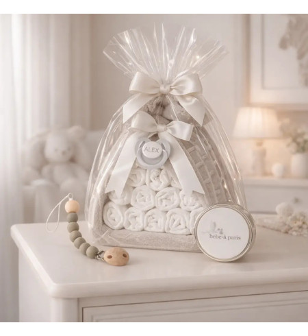 Gâteau de Couches avec Attache-tétine | Cadeau Bébé Original et Utile