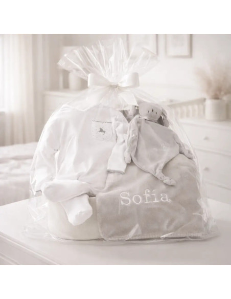 Coffret bébé : couverture, pyjama et doudou personnalisés | Cadeau naissance raffiné