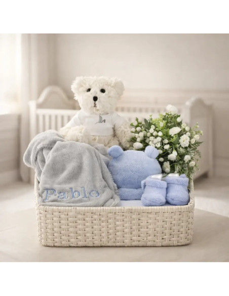 Coffret bébé avec couverture brodée et peluche | Cadeau naissance raffiné