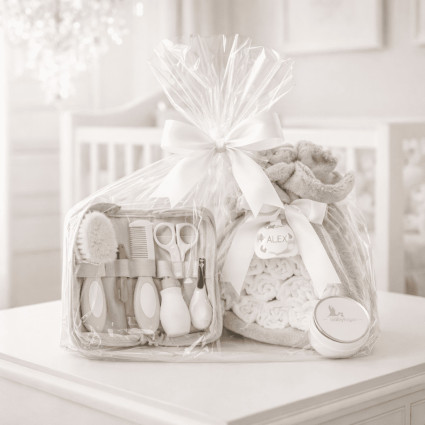 Gâteau de Couches avec Trousse de Toilette | Cadeau Naissance Complet
