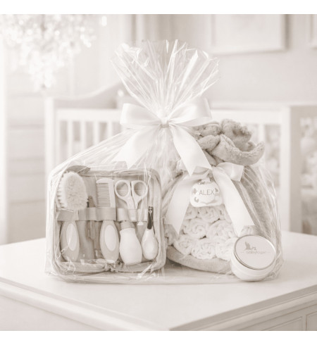 Gâteau de Couches avec Trousse de Toilette | Cadeau Naissance Complet
