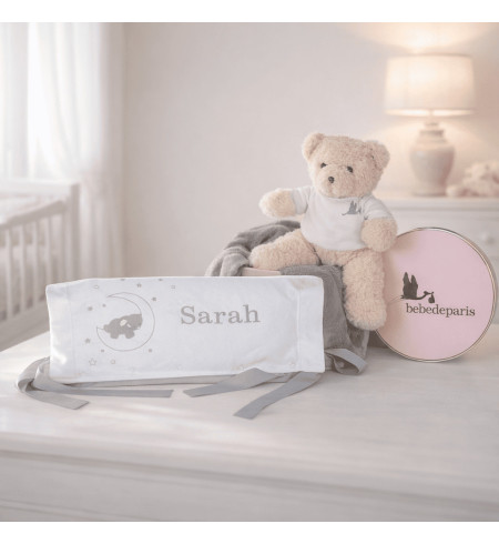 Coffret Cadeau Bébé avec Coussin Personnalisé | Cadeau Unique pour Naissance – Bebedeparis.com